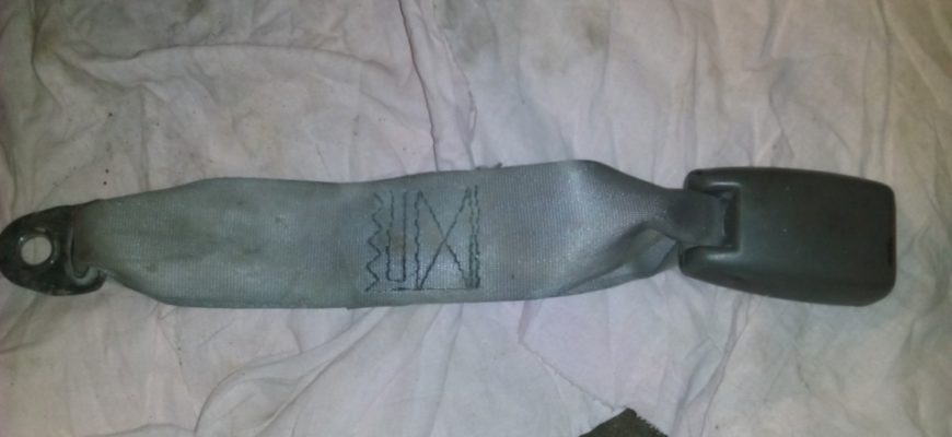 Нет ремней безопасности на УАЗ 452