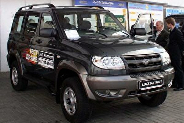 УАЗ Patriot 2015 2.7i I Restyling